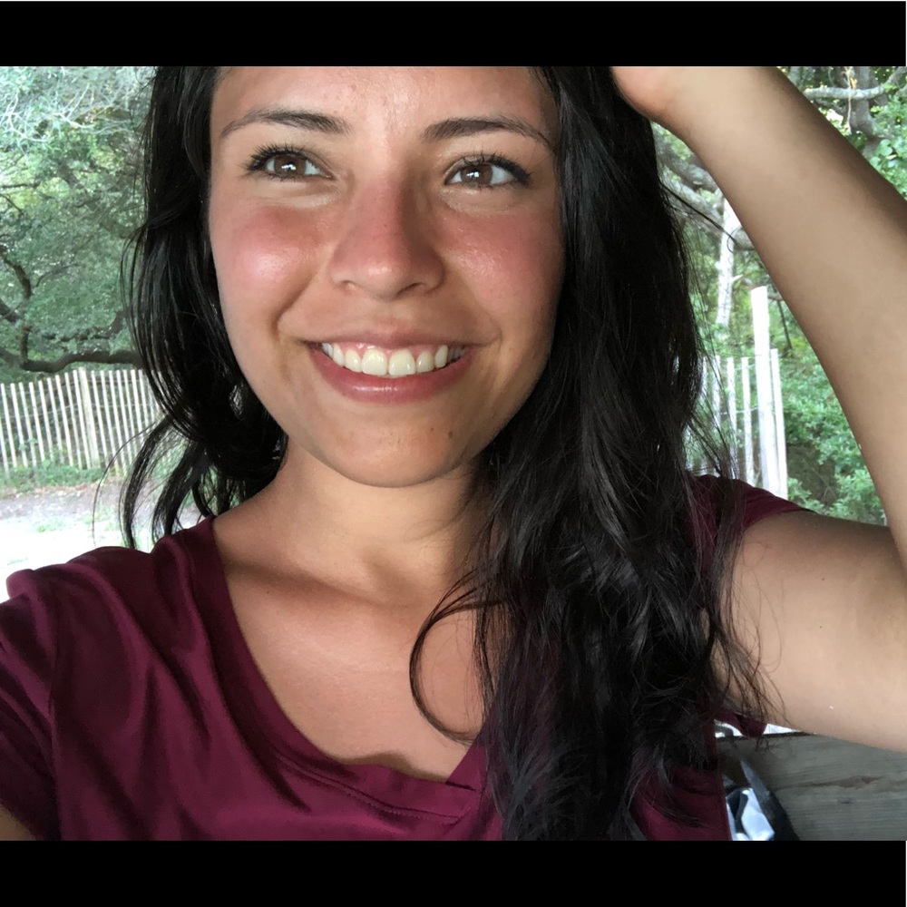 Meet your Posher, Eva